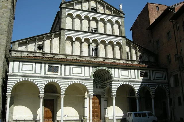 собор в Пистойе собор в Пистойе